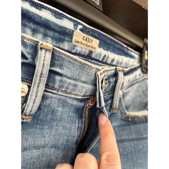 True Religion Casey Super Skinny Low Rise Distressed Gold Sequin Blue Jean 26 - Picture 7 of 11